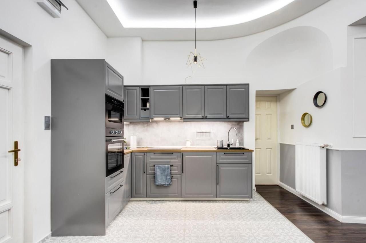 Rp1 Apartment บูดาเปสต์ ภายนอก รูปภาพ