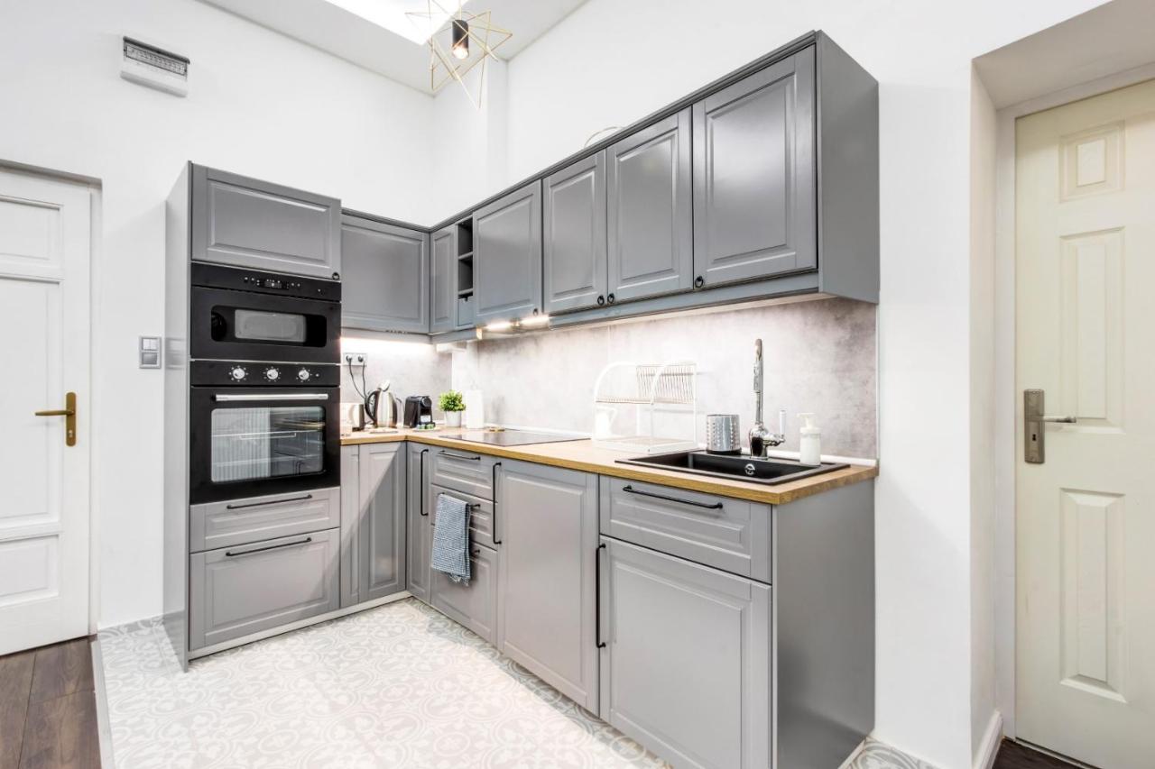 Rp1 Apartment บูดาเปสต์ ภายนอก รูปภาพ